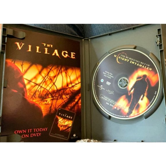 The Buried Secret of M Night Shyamalan DVD Buena Vista Universal Studios K0293 - Picture 4 of 7